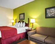 Quality Inn Florence East - parking