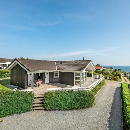 "Maj" - 150m from the Sea