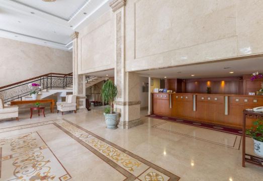 1. 퍼스트 호텔 호..