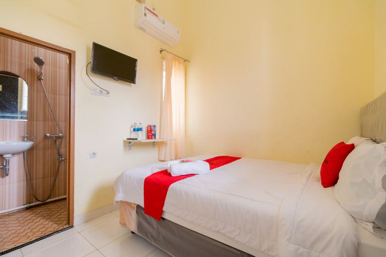 RedDoorz Near Opi Mall Palembang 2