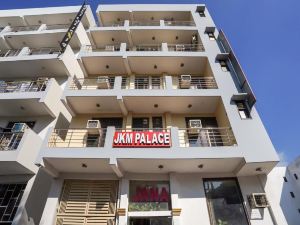 Hotel Jkm Palace Near Apollo Hospital