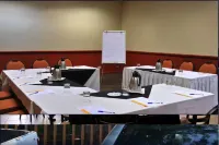 Cresta Botsalo Hotel