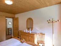 Chesa Maurus A1 - Homestays