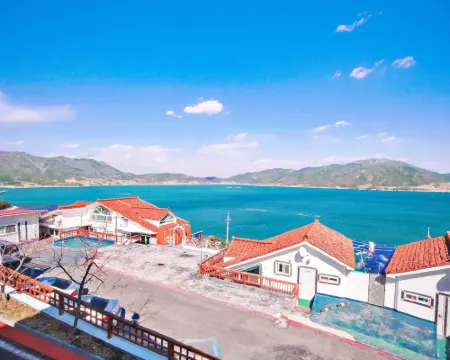 南海郡水療山丘高級旅館 南海郡酒店