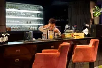 里爾外貝斯特韋斯特精品飯店 - 酒吧