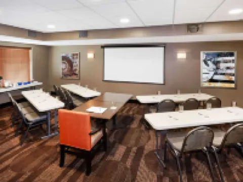 AmericInn by Wyndham Waupun Hotels in Fond du Lac County