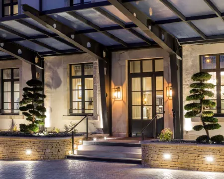Best Western Premier Hotel les Sept Fontaines Hotels in Tournus