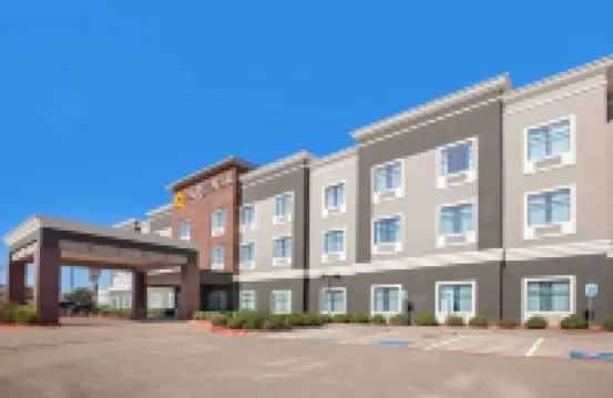 La Quinta Inn & Suites by Wyndham Pasadena North