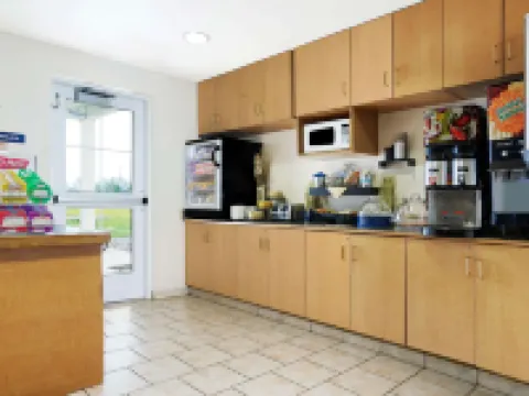 マイクロテル イン & スイーツ バイ ウィンダム マンケートー マンケートーのホテル