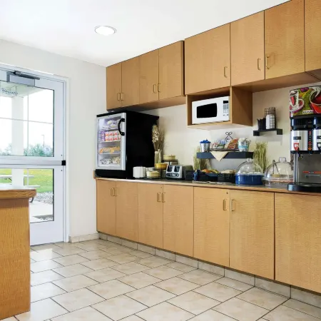 Microtel Inn & Suites by Wyndham Mankato