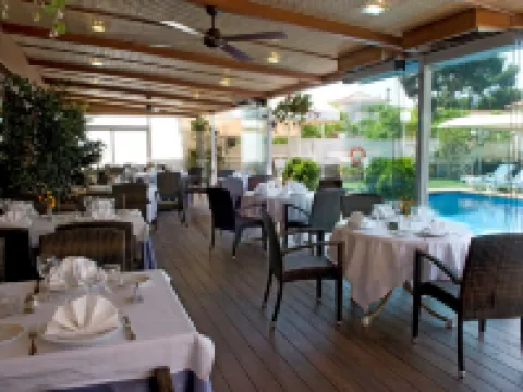 Best Western Hotel Mediterraneo, Castelldefels Hotels in Castelldefels
