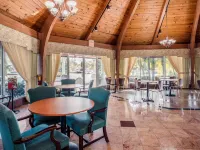 Super 8 by Wyndham North Palm Beach Hotels in Palm Beach County