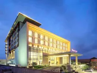 Mercure Padang Hotel dekat Kopma UNP