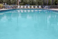 Knights Inn Hallandale - Beach