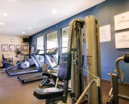 Comfort Suites - Gym