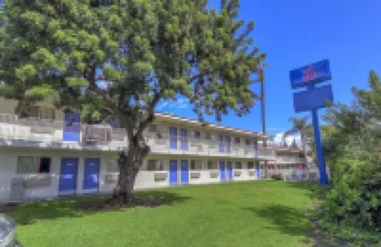 Motel 6 Chino, CA - Los Angeles Ontario