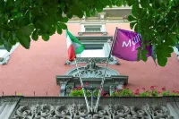 Mercure Bergamo Centro Palazzo Dolci Hotel berhampiran Cinta Muraria di Bergamo