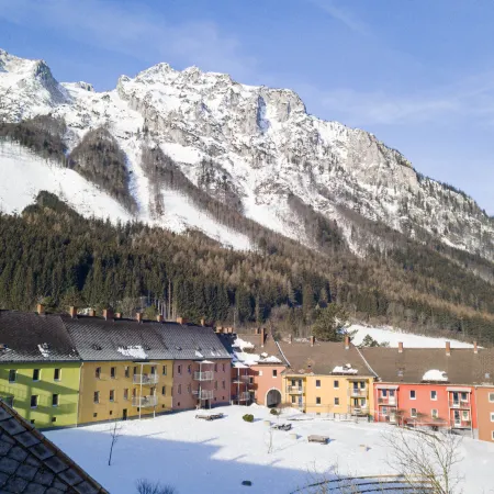 Fur 4 P. Mit IR-Sauna & Sprudelwanne