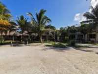 Las Cabañas del Doctor - parking