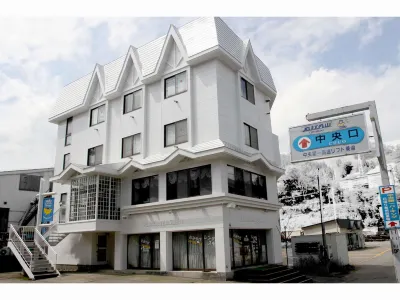 White House Masuen Hotels near Ishiuchi Station