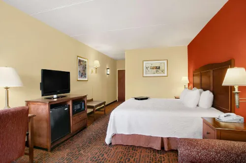 Hampton Inn Erie-South