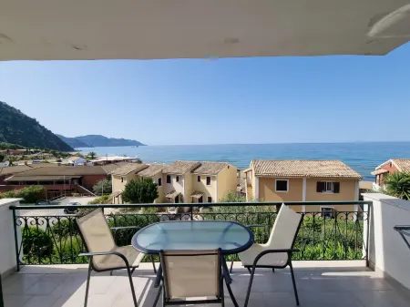 Corfu Glyfada Menigos Resort 149 Отели рядом с достопримечательностью «Glyfada Beach»