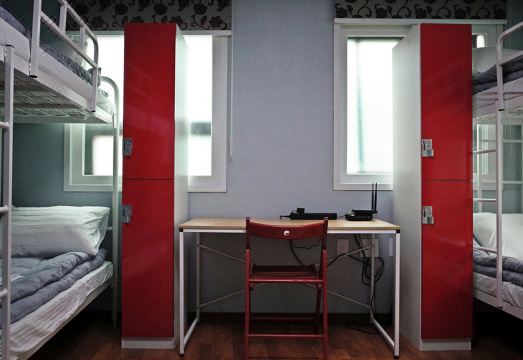 야코리아호스텔 입구