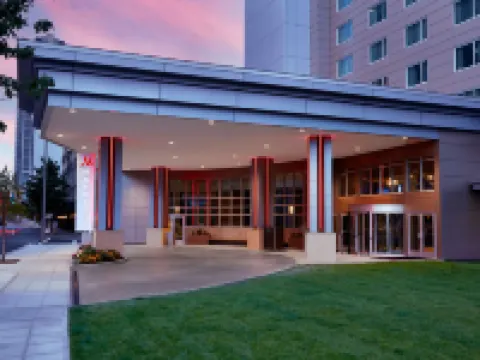 ซีแอตเทิล แมริออท เบลล์วิว โรงแรมในเบลเลอวู