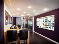 315 Bar & Restaurant - 5-Star
