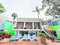 ITH Sayulita Amazing Surf Hostel