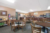 Days Inn by Wyndham Sioux Falls Airport - sarapan