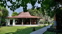 Hotel Puri Pangeran Hotel di Pakualaman
