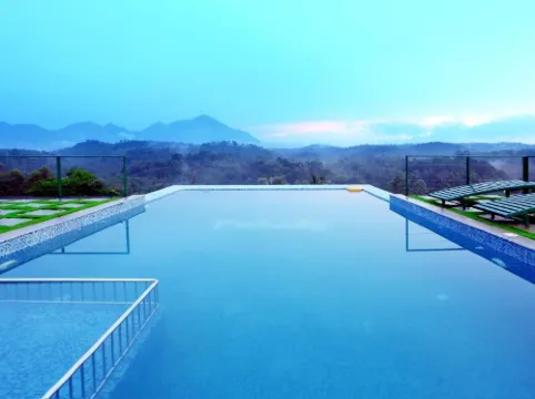 花瓣度假村 瓦亞納德酒店