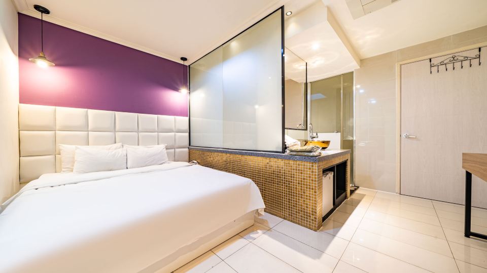Bucheon Hotel I