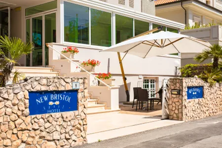 New Bristol Sport Hotel
