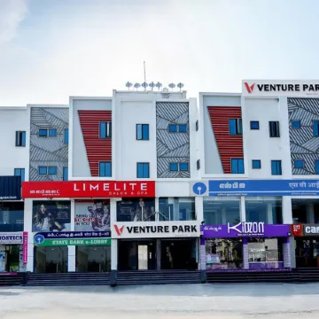 Venture Park, OMR, Thoraipakkam, Chennai Отели рядом с достопримечательностью «Парк развлечений VGP Universal Kingdom»