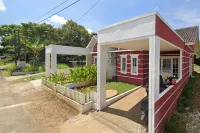 Emerald Guest House Type Texas & Kansas Hotels in Patikraja