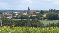 Au Clair du Soleil Hotels in Moreilles