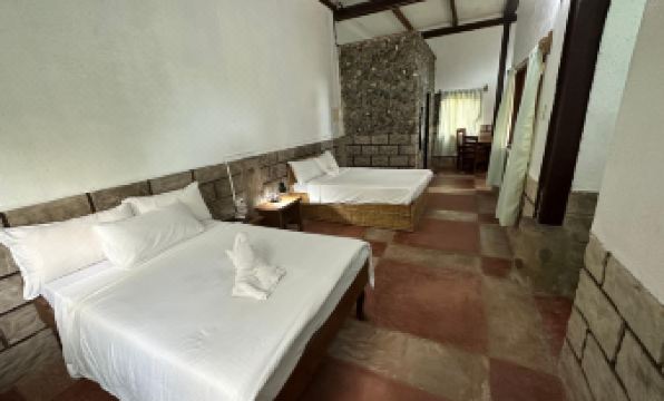 Las Cabanas Beach Resort - Housity
