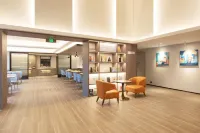 HanTing Hotel (Laohekou Lihua Avenue)