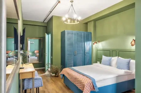 Raimond Palace Hotel Отели рядом с достопримечательностью «горнолыжная академия бакуриани»