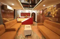 Kailasaa Residency - Parkplatz
