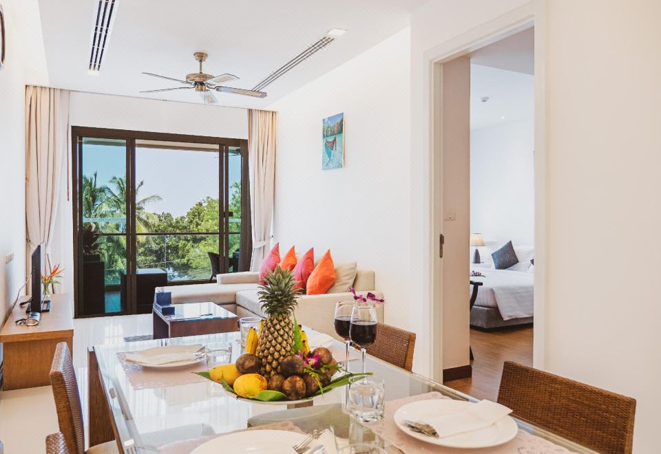 1. Krabi Lu..