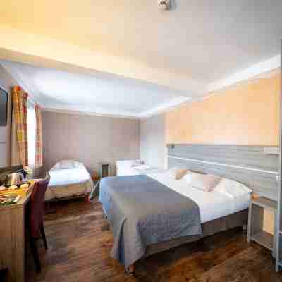 Logis Hôtel Au Relais Nivernais Rooms