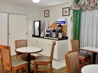 Holiday Inn Express ANDERSON-I-85 (EXIT 27-HWY 81) by IHG - breakfast