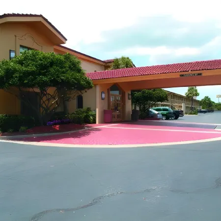 Baymont by Wyndham Jacksonville Orange Park