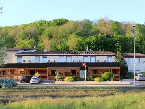 Ibis Aurillac - 3-نجوم