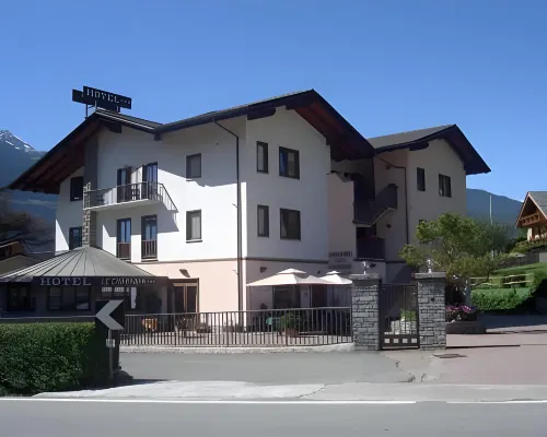 Le Charaban Hotels in Aosta