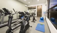 Holiday Inn Express 特木科 - 健身室/gym room