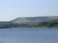 Llwyn Onn Guest House - parking